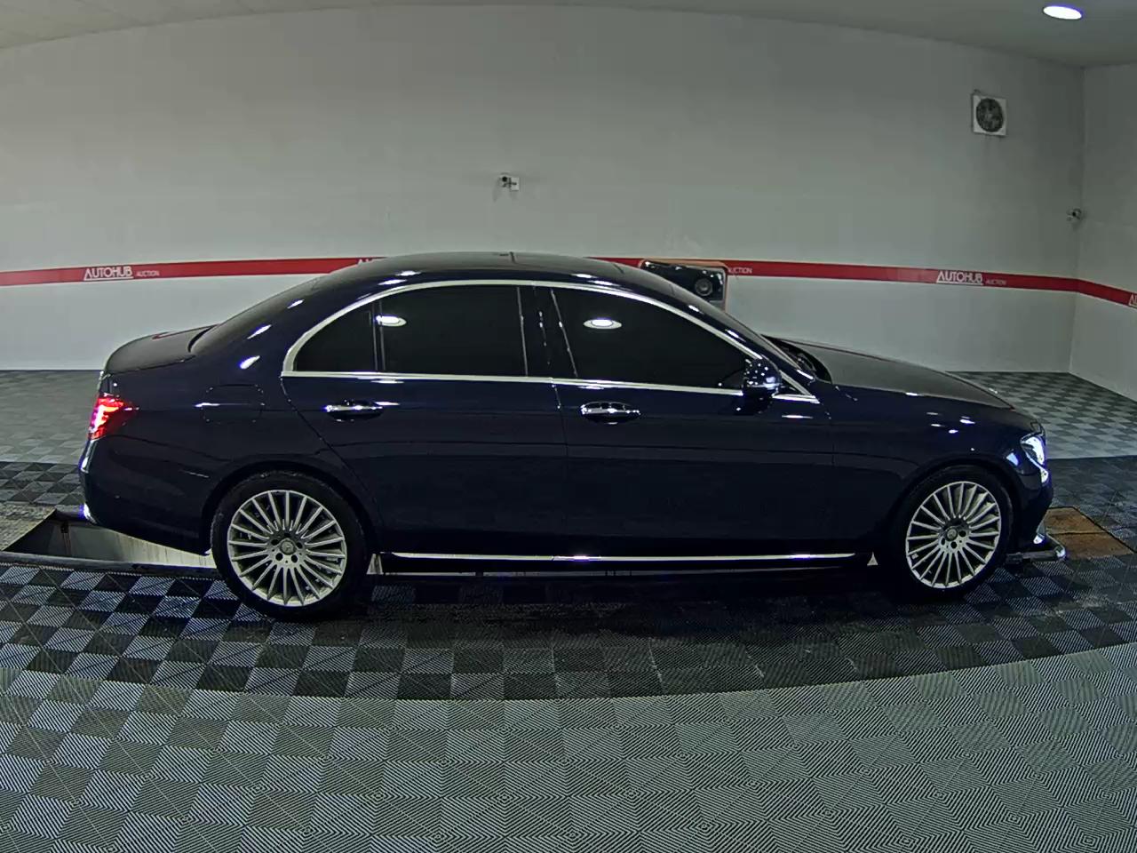 2017 - mercedes-benz e220d