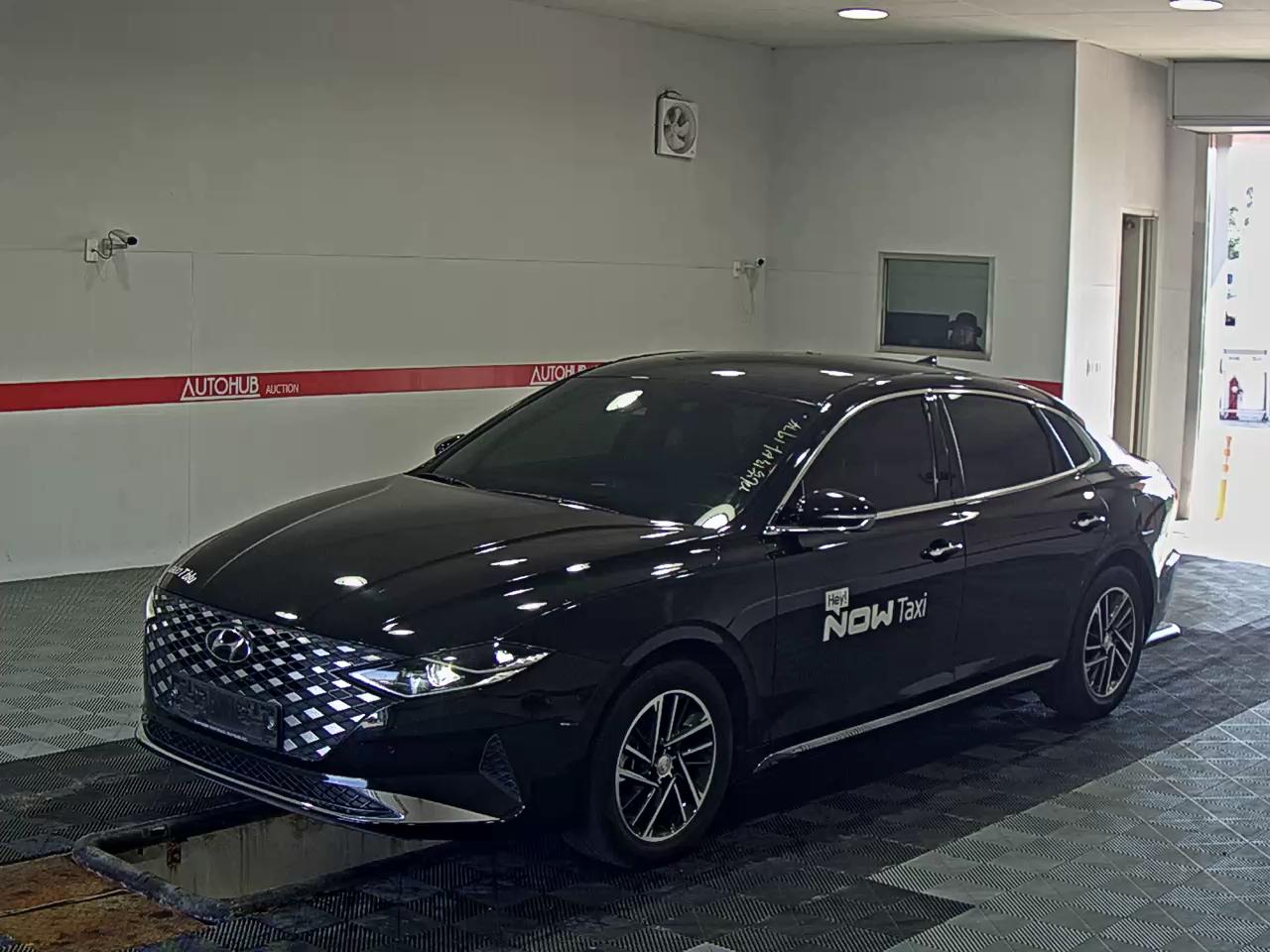 2022 - hyundai grandeur