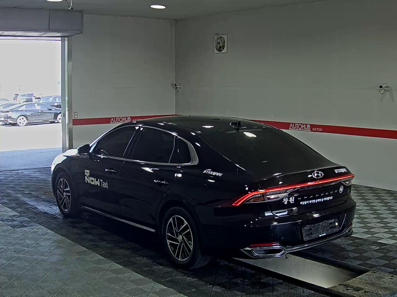 2022 - hyundai grandeur