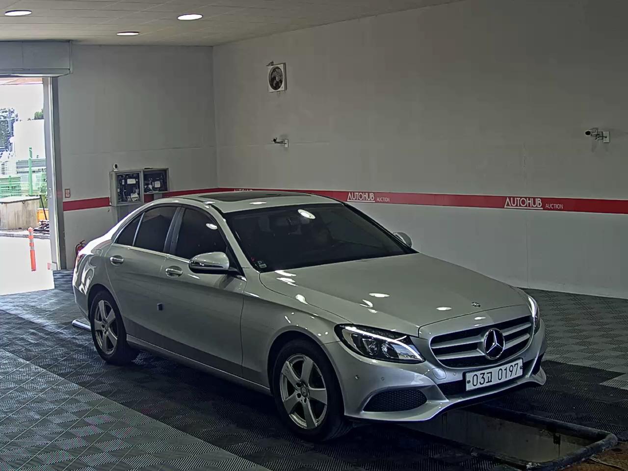2016 - mercedes-benz c200
