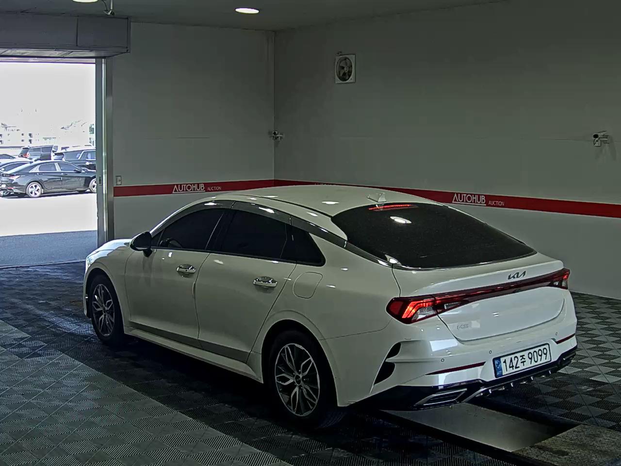 2023 - kia k5