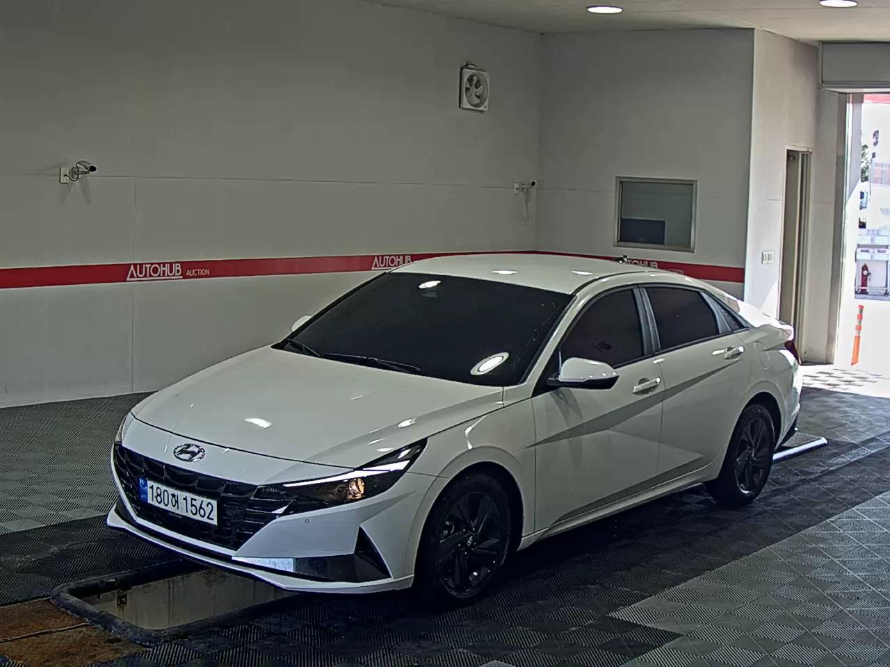 2023 - hyundai avante