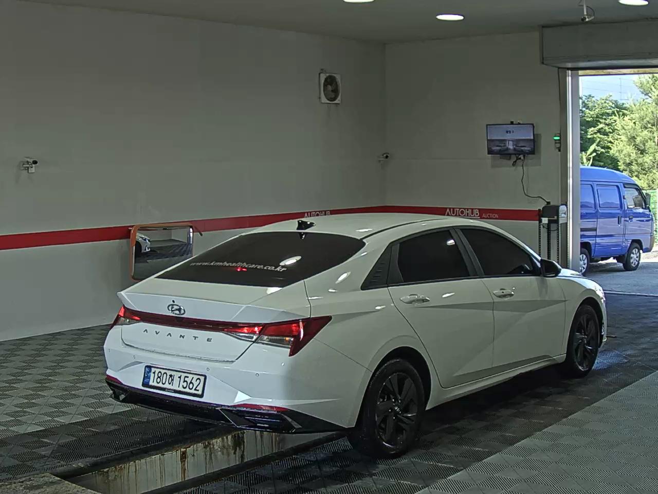 2023 - hyundai avante
