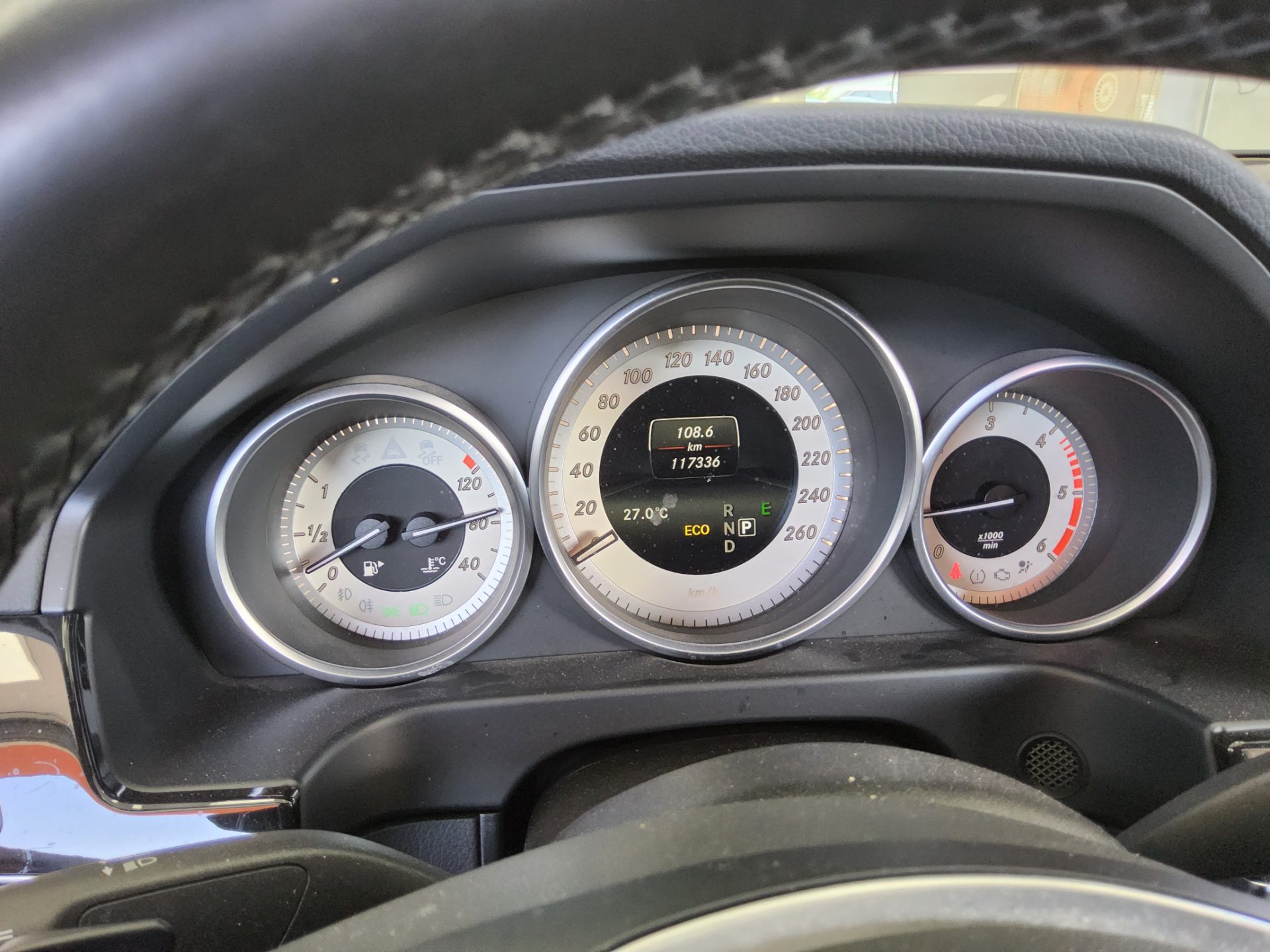 2015 - mercedes-benz e220