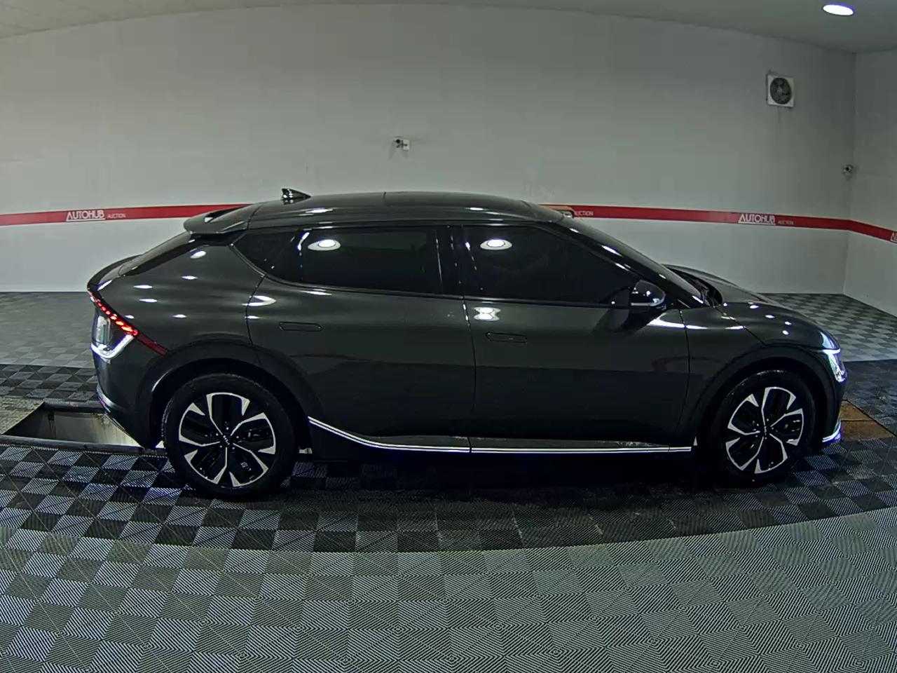 2023 - kia ev6