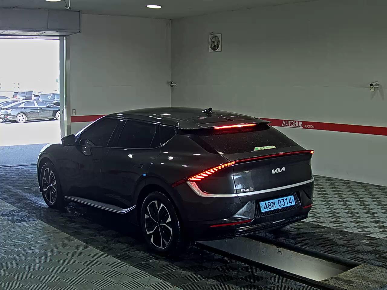 2023 - kia ev6