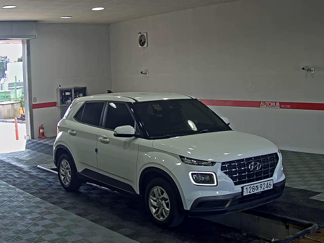 2020 - hyundai venue