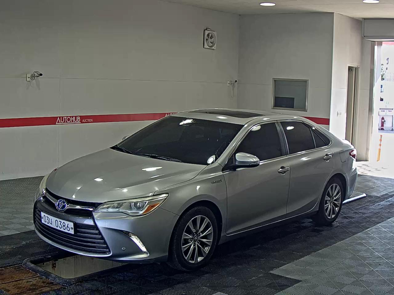 2016 - toyota camry