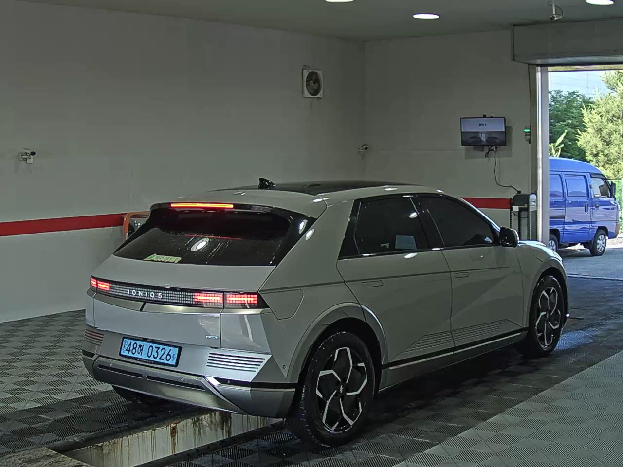 2023 - hyundai ioniq
