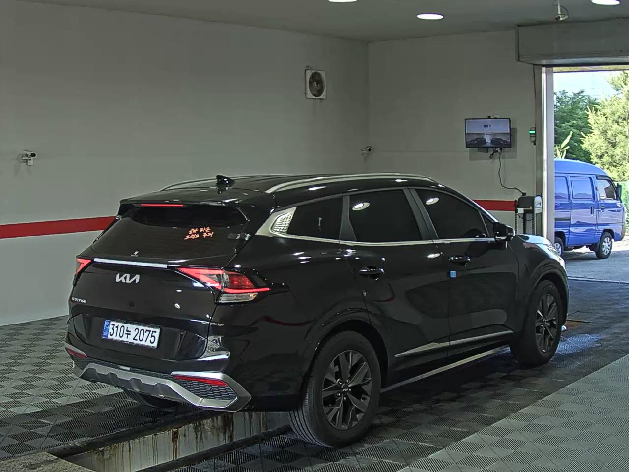 2022 - kia sportage