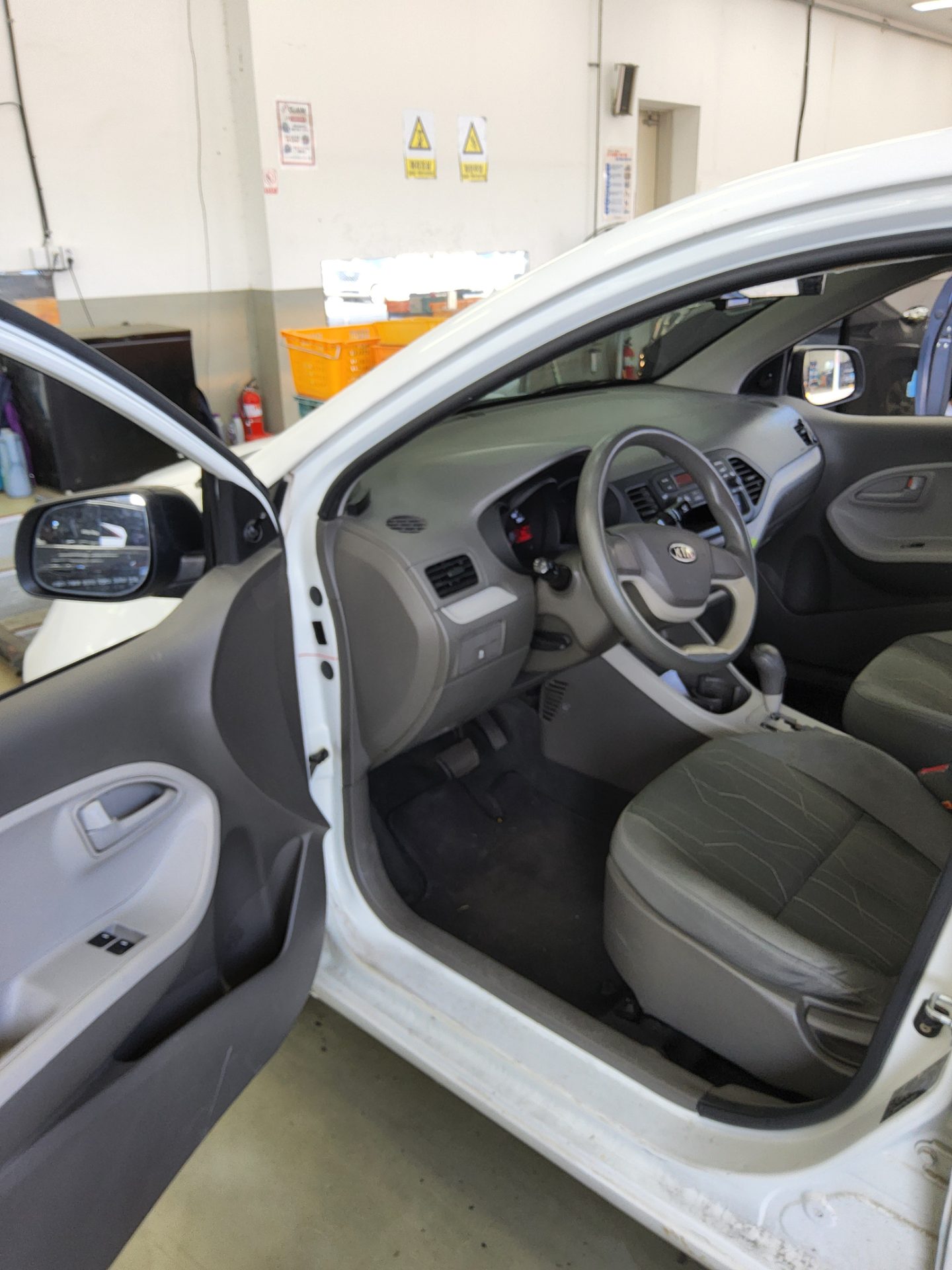 2012 - kia morning