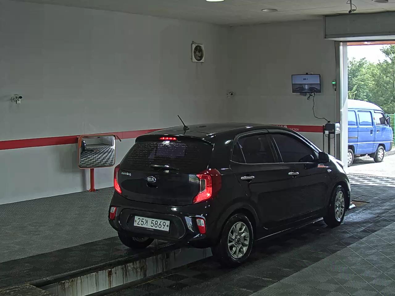 2018 - kia morning