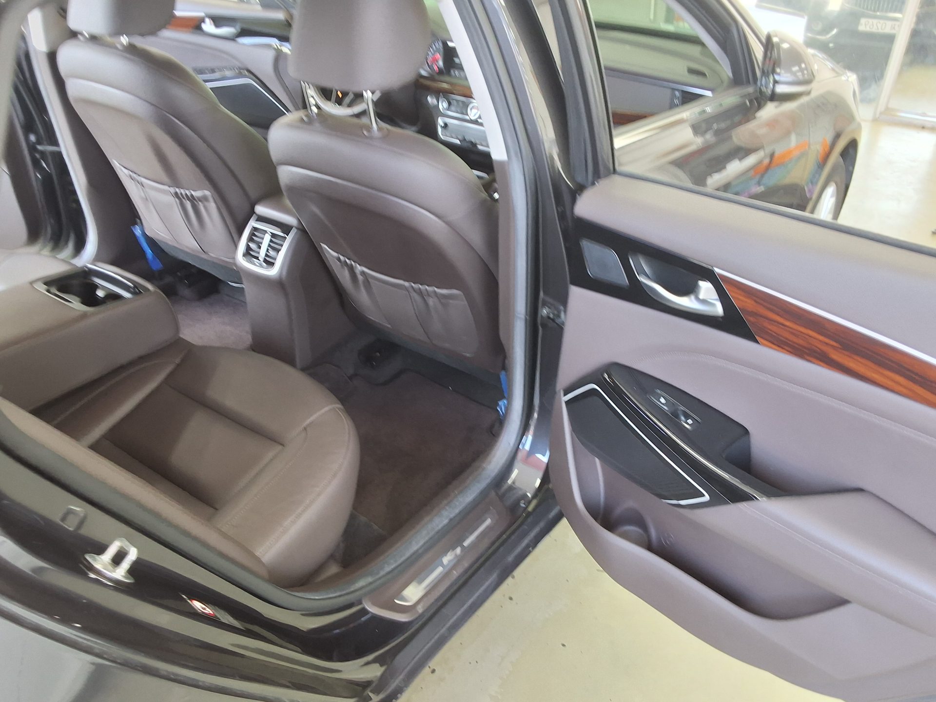 2016 - kia k7