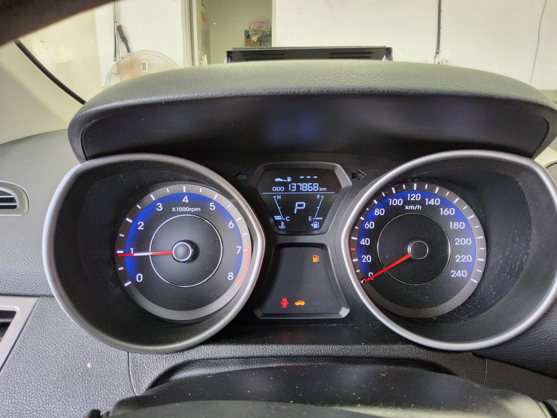 2011 - hyundai avante