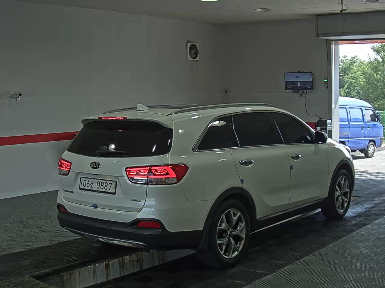 2016 - kia sorento