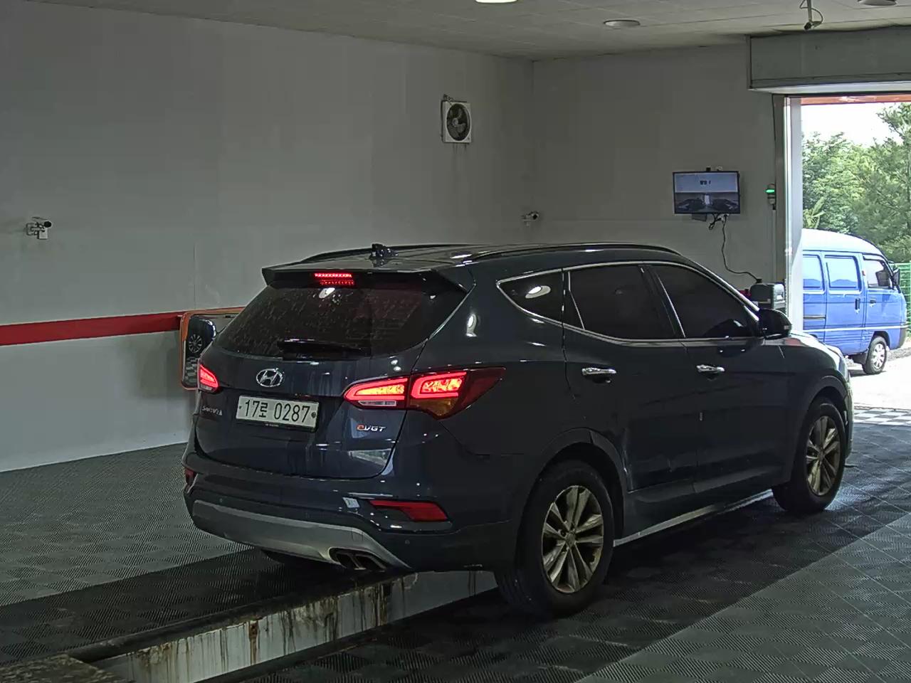 2017 - hyundai santa fe