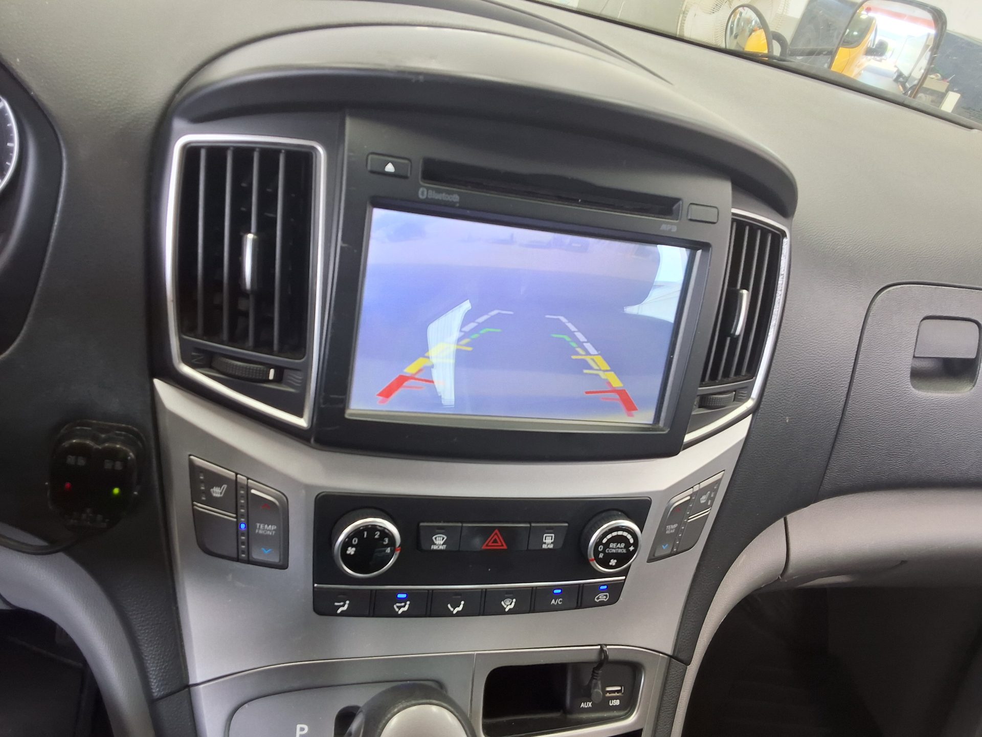 2016 - hyundai grand starex
