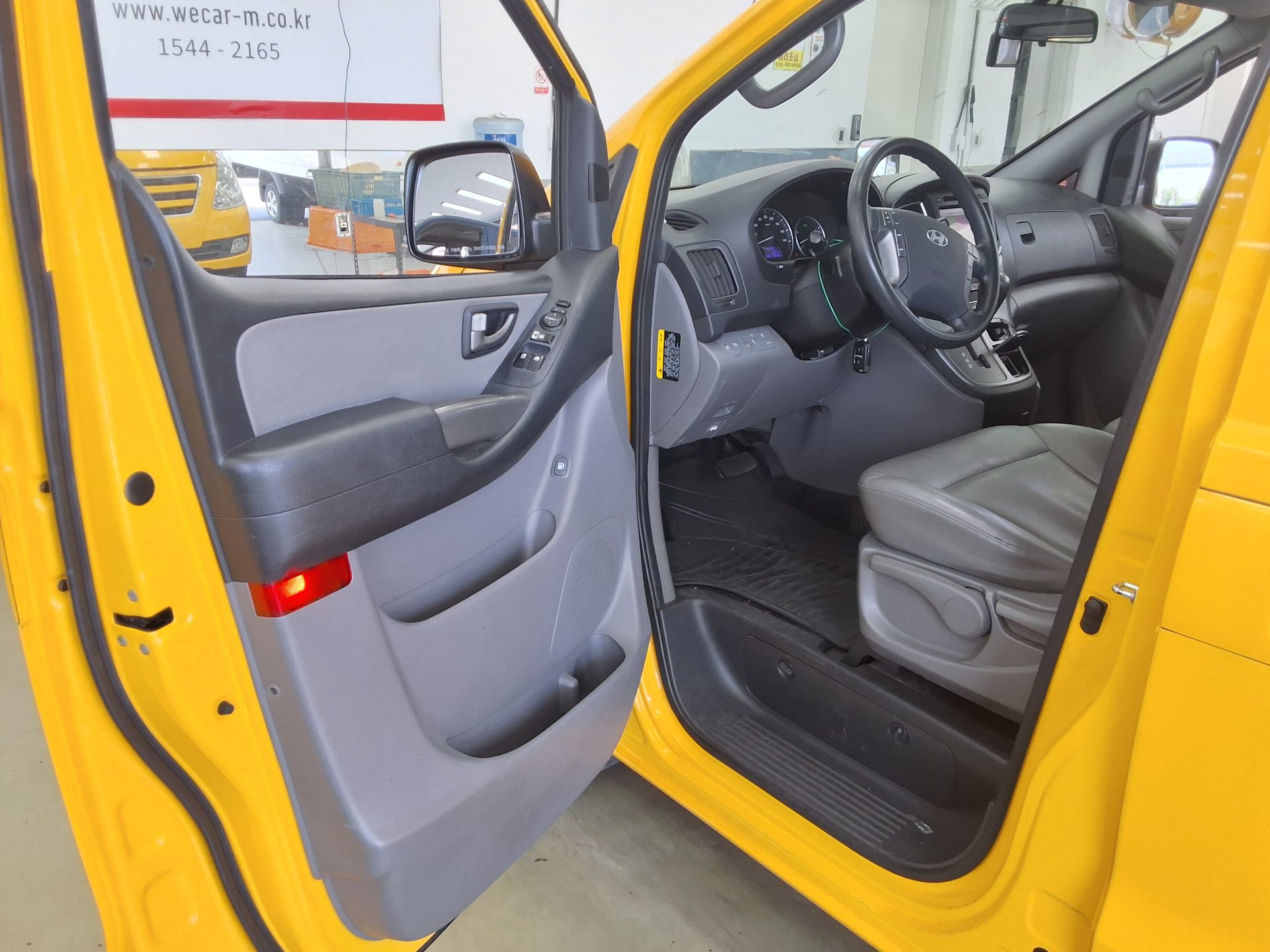 2016 - hyundai grand starex