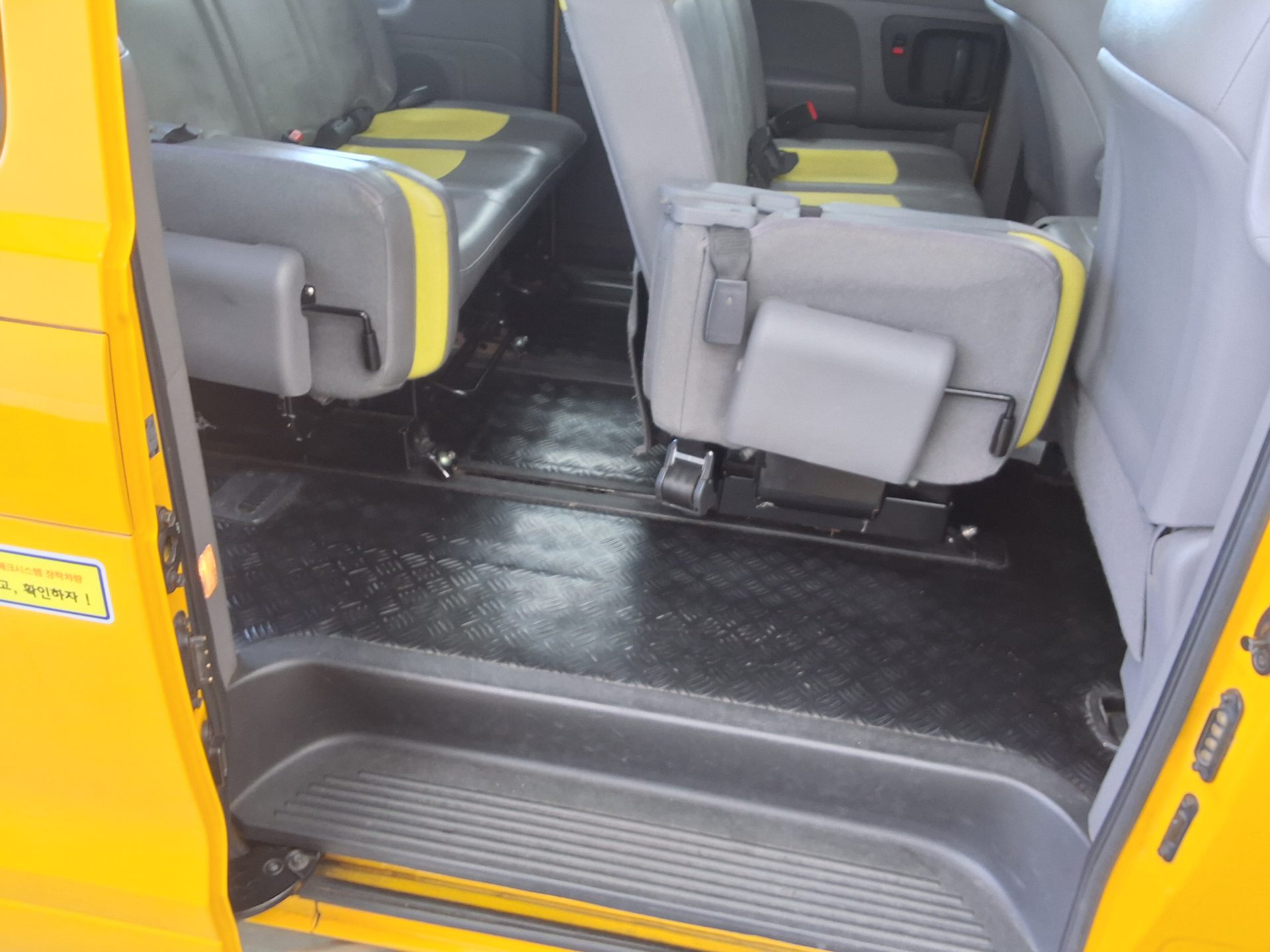 2016 - hyundai grand starex