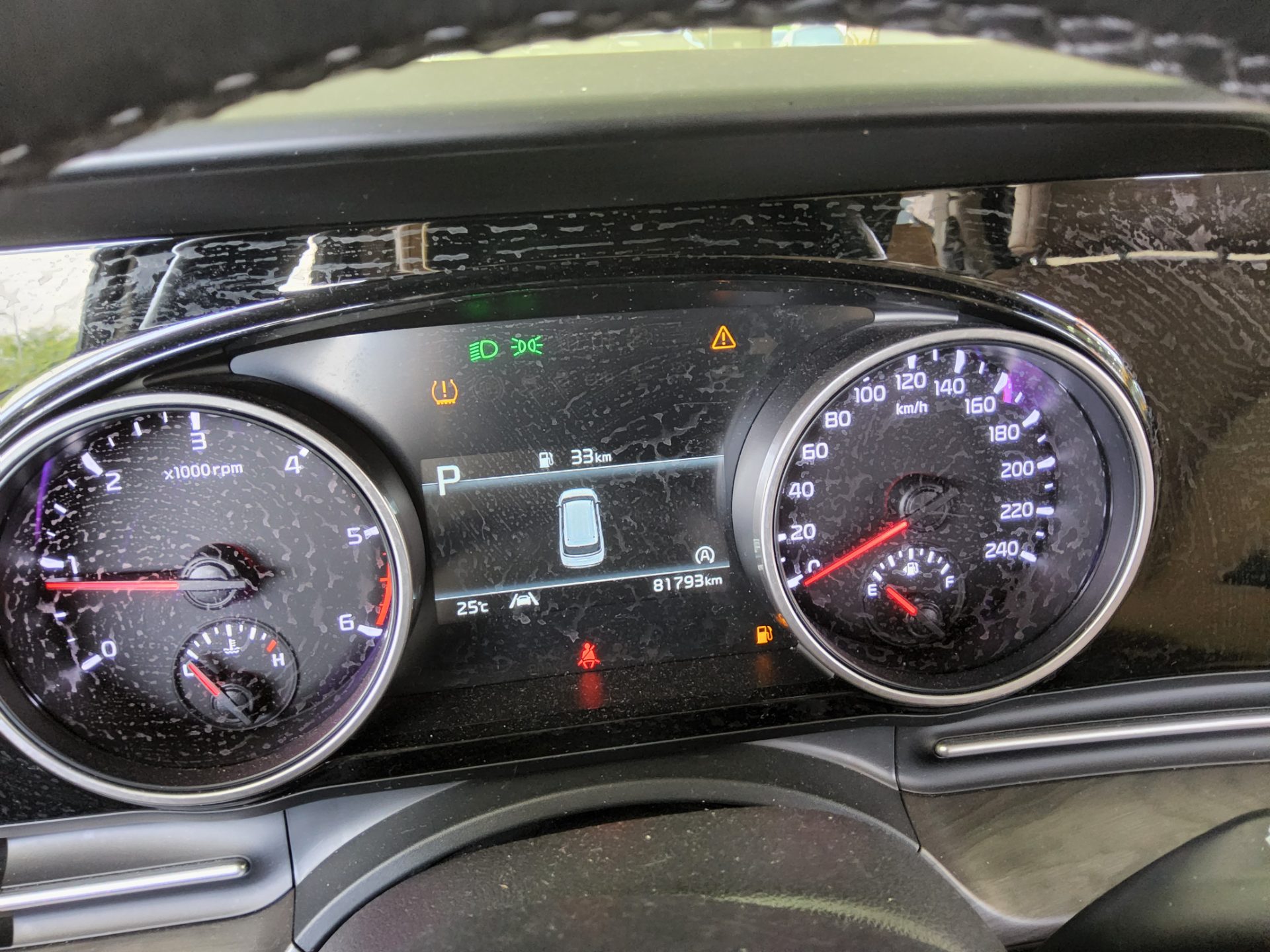 2023 - kia carnival