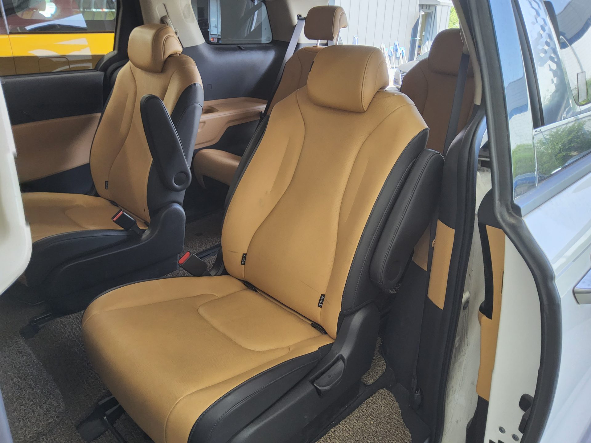 2023 - kia carnival