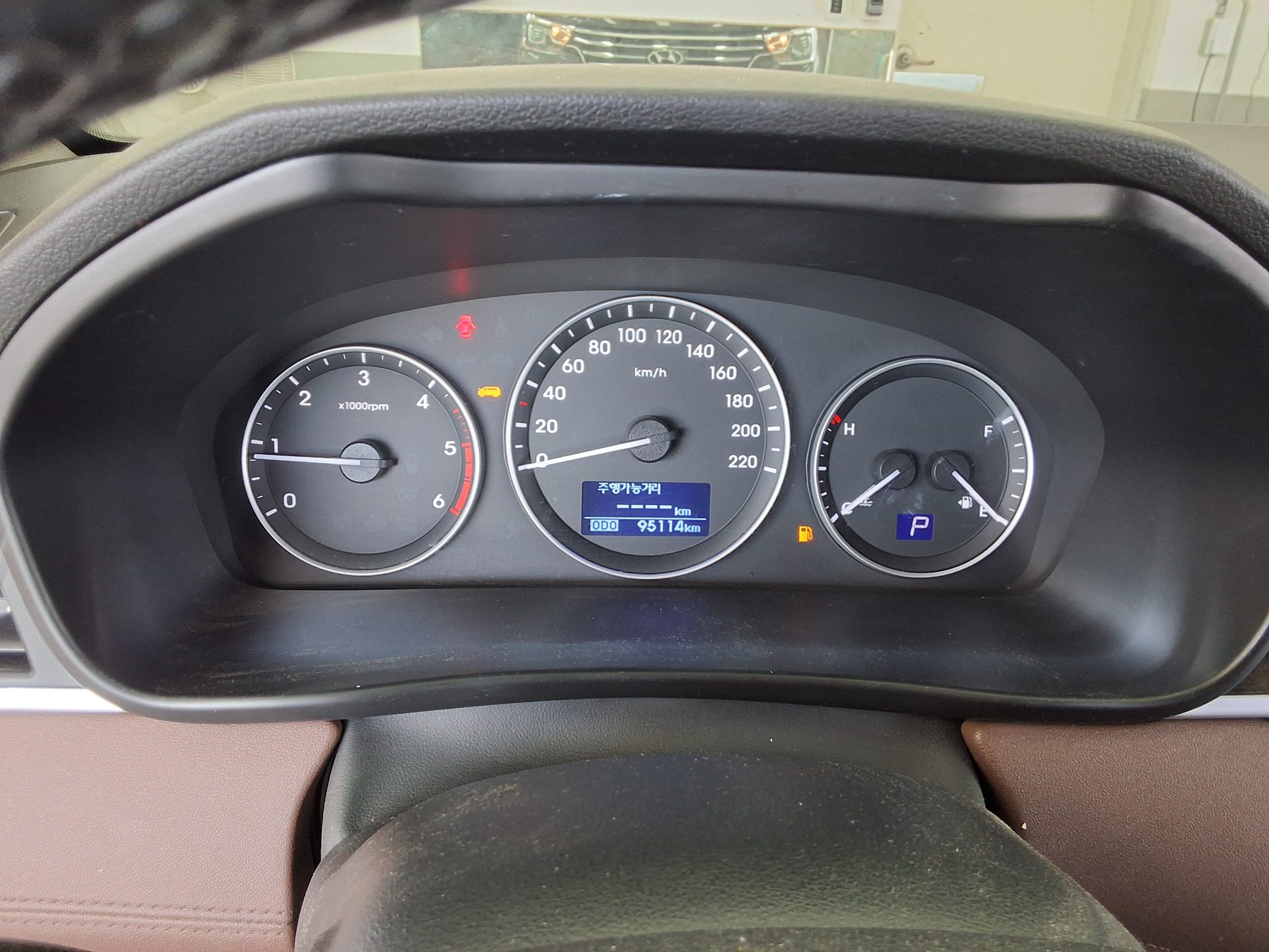 2019 - hyundai grand starex