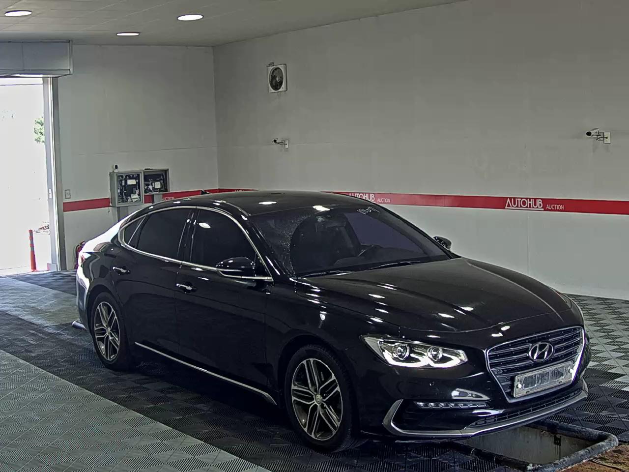 2018 - hyundai grandeur