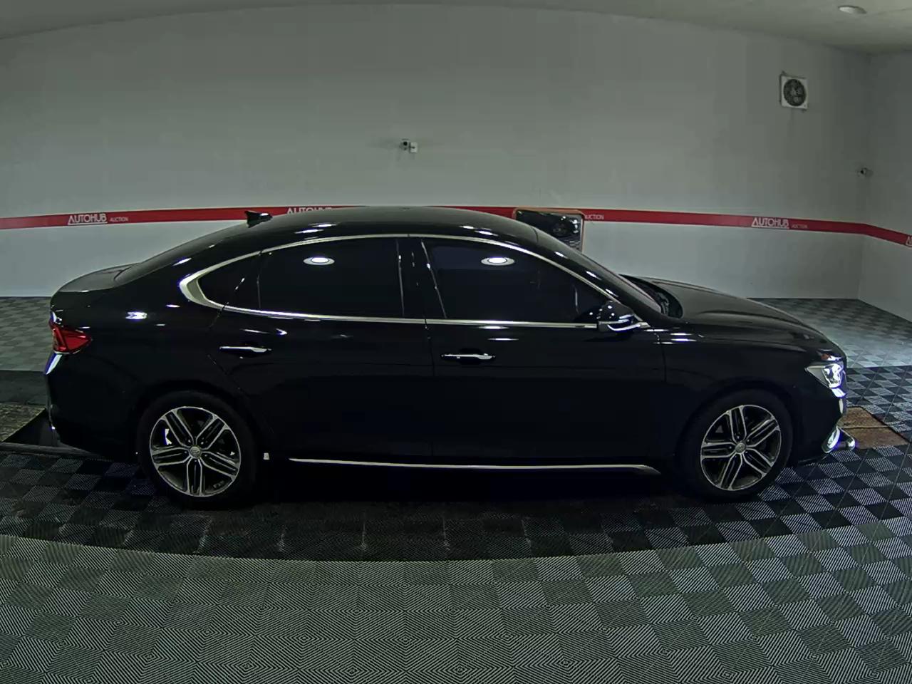 2018 - hyundai grandeur