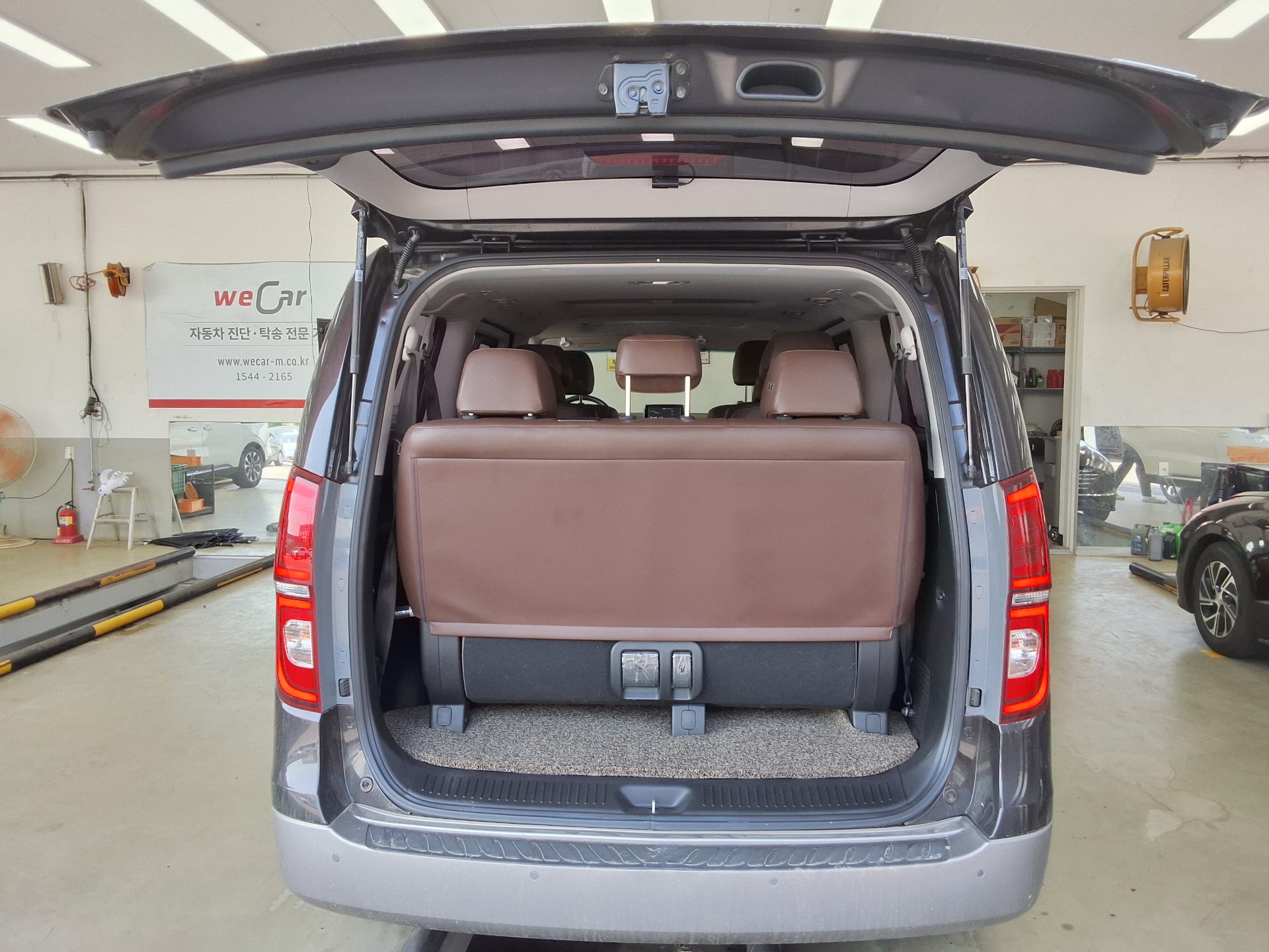 2019 - hyundai grand starex
