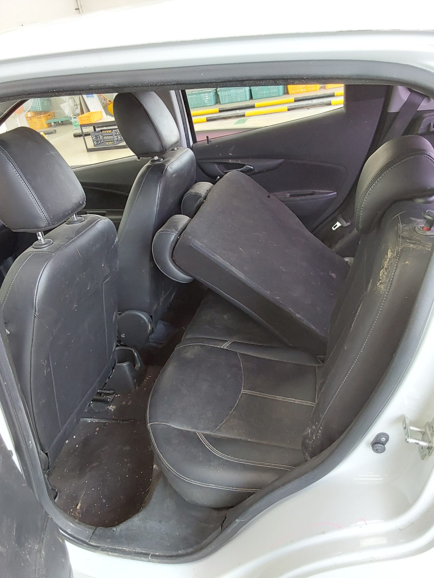 2016 - chevrolet spark