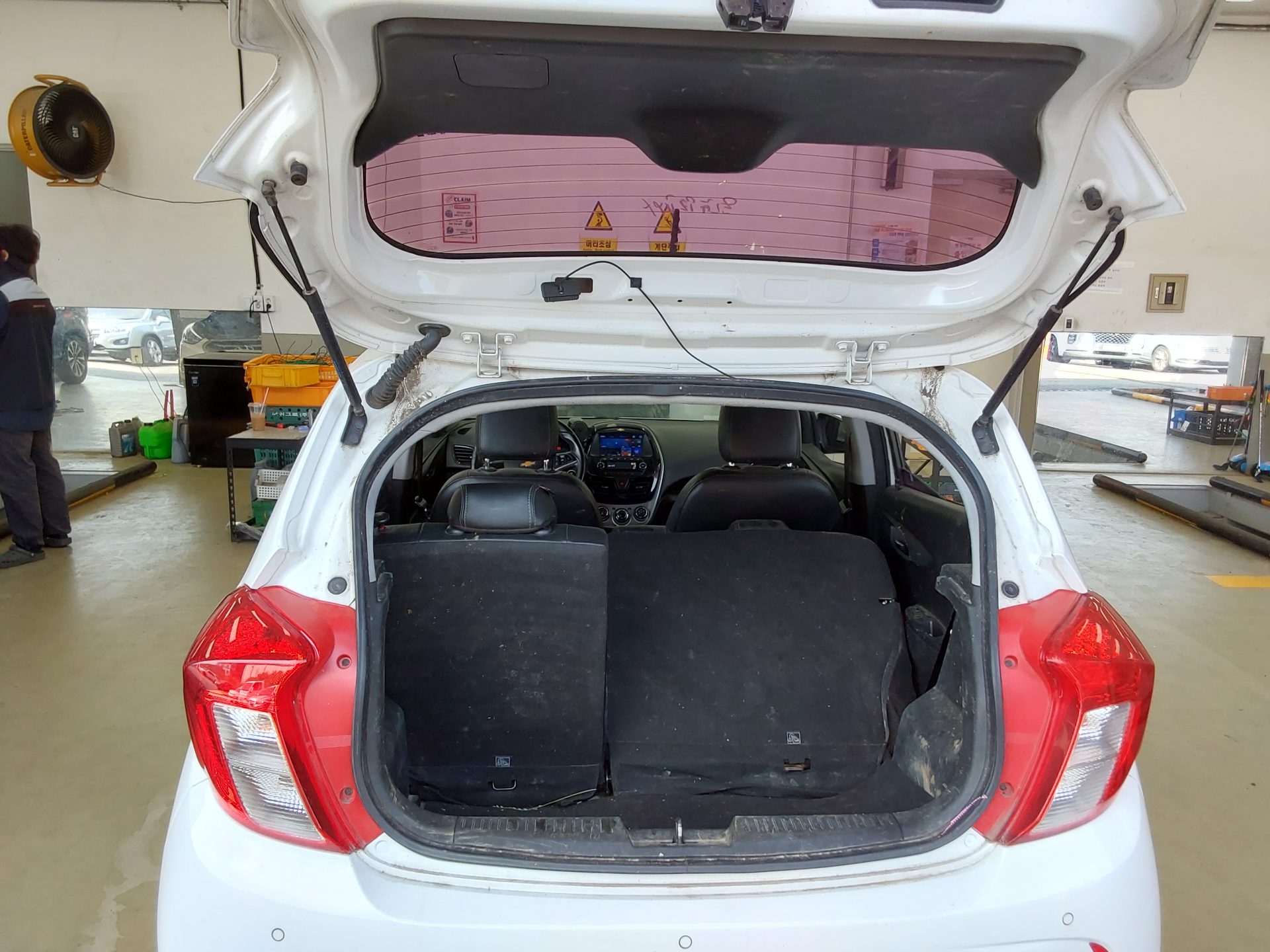 2016 - chevrolet spark