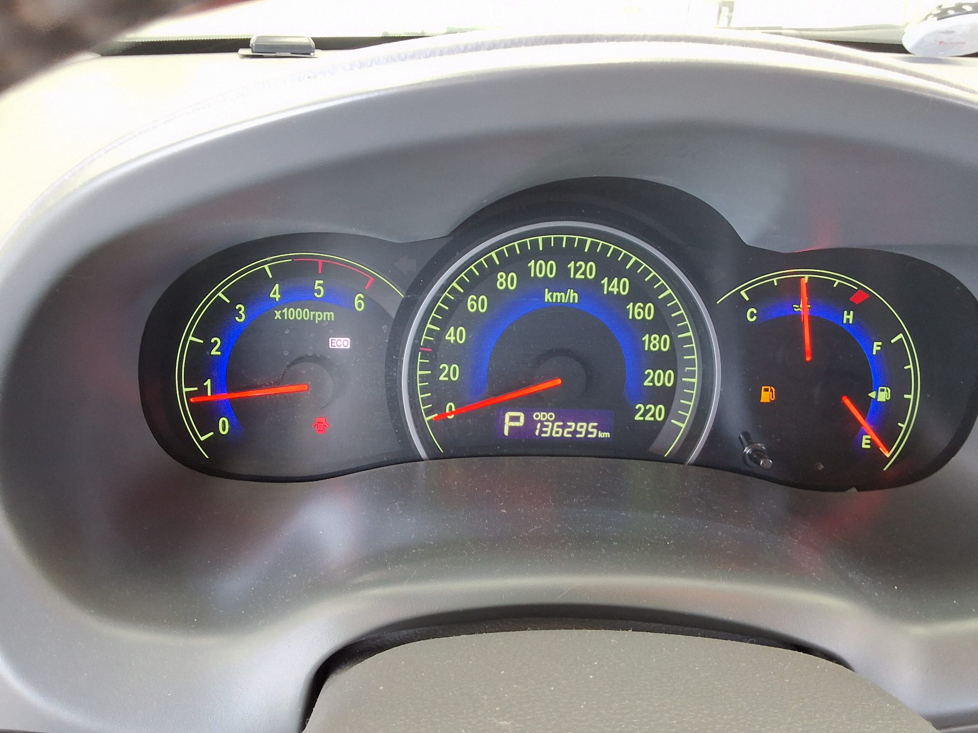 2011 - kia carnival