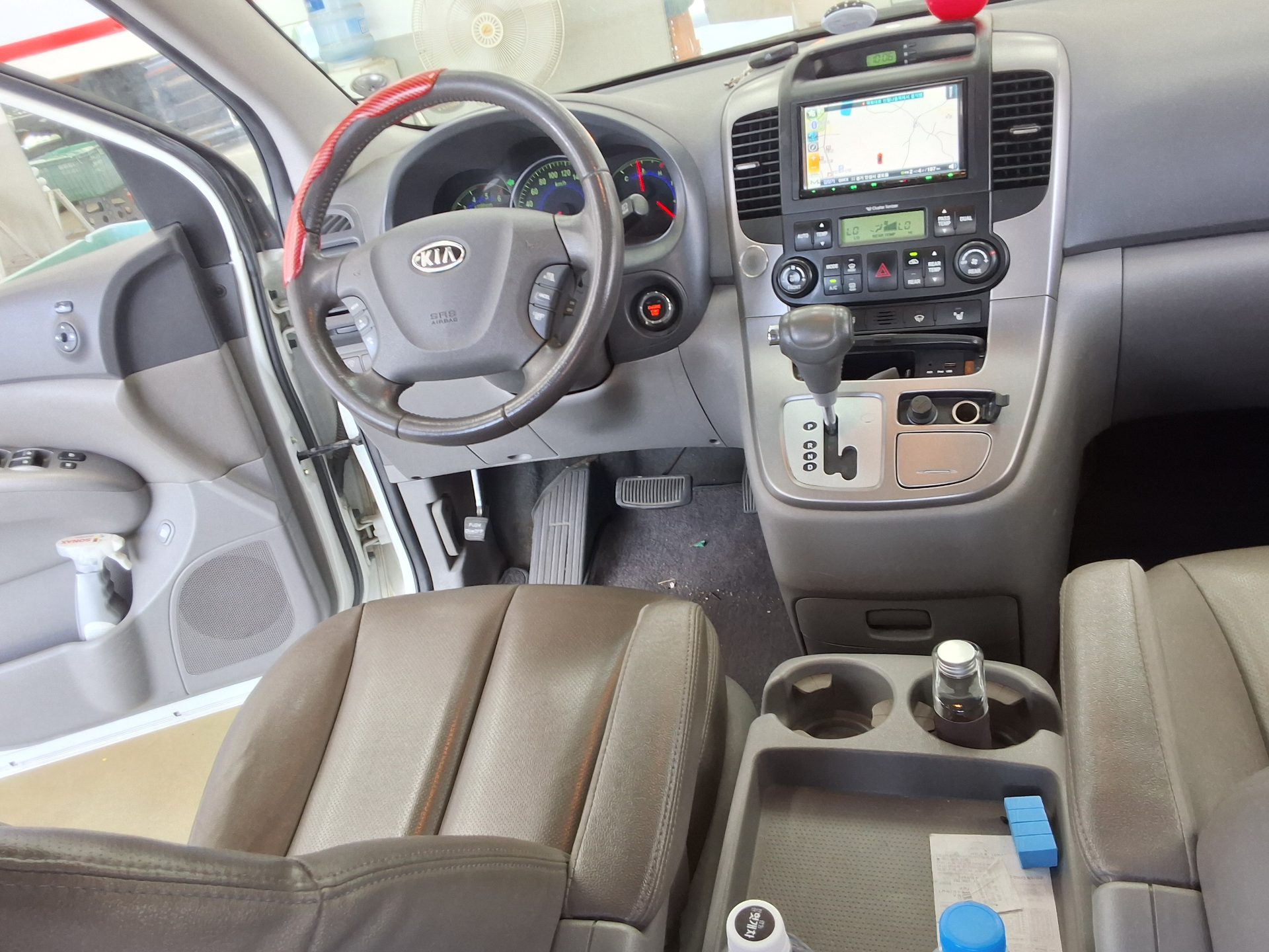 2011 - kia carnival