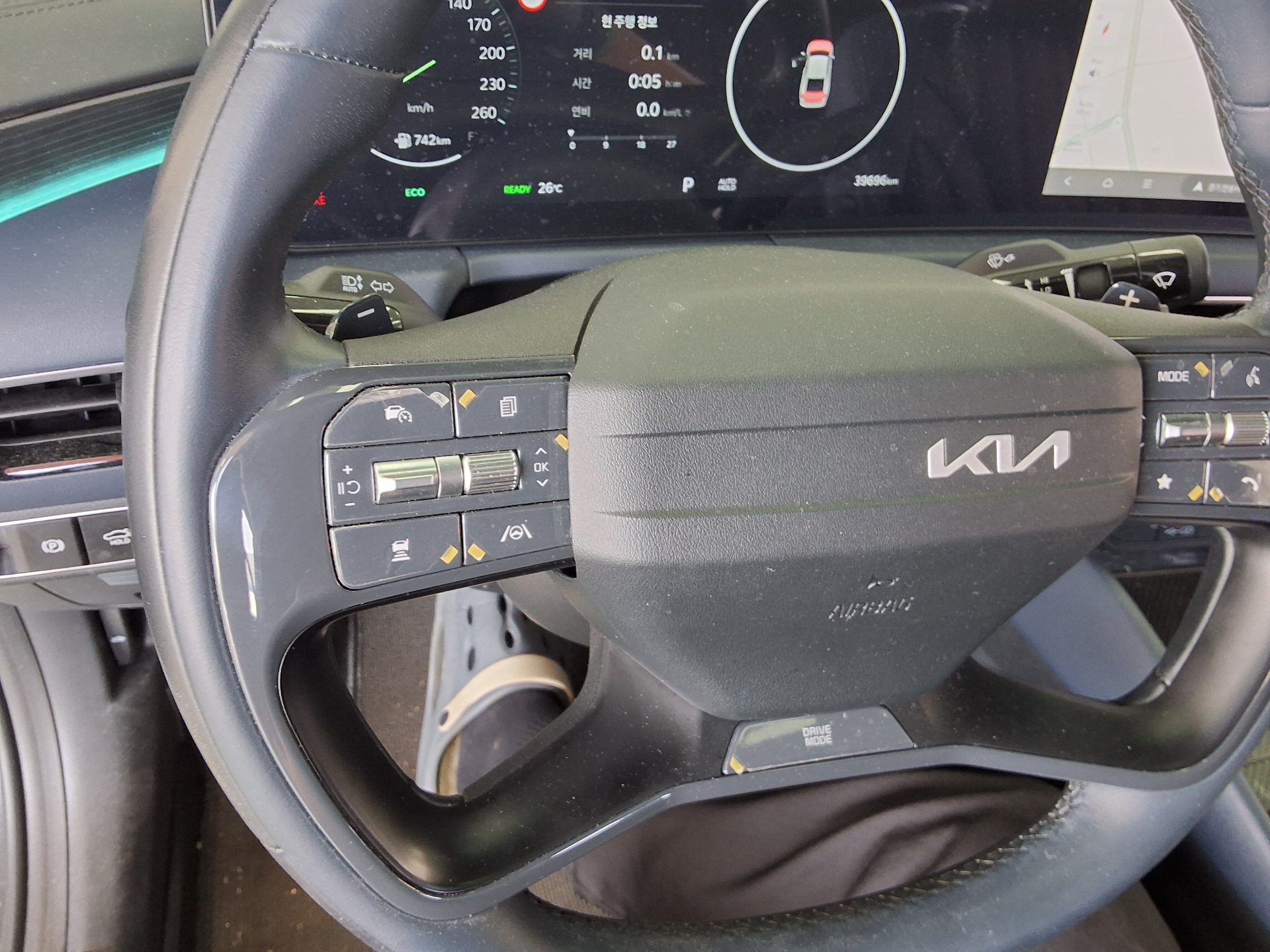 2025 - kia k8