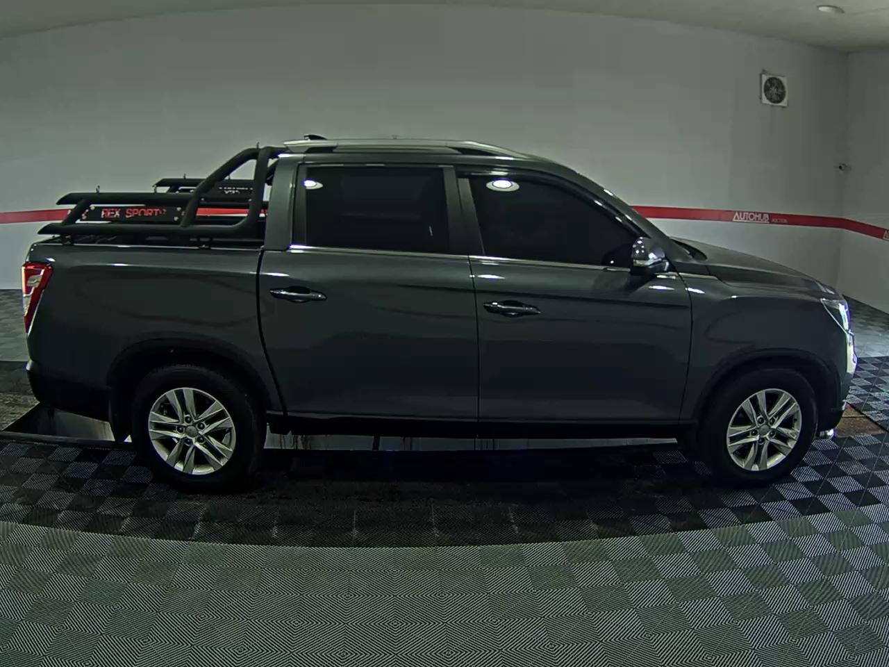 2020 - ssangyong rexton