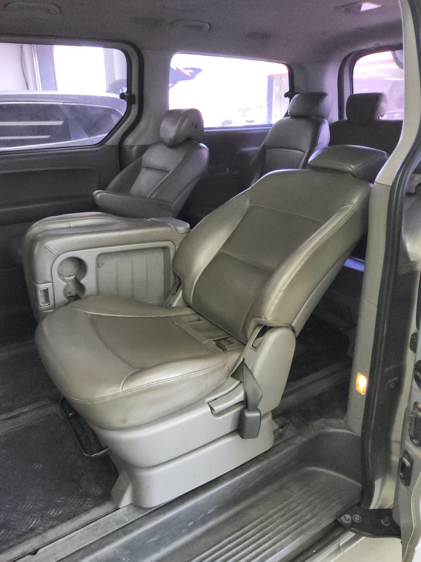 2019 - hyundai grand starex