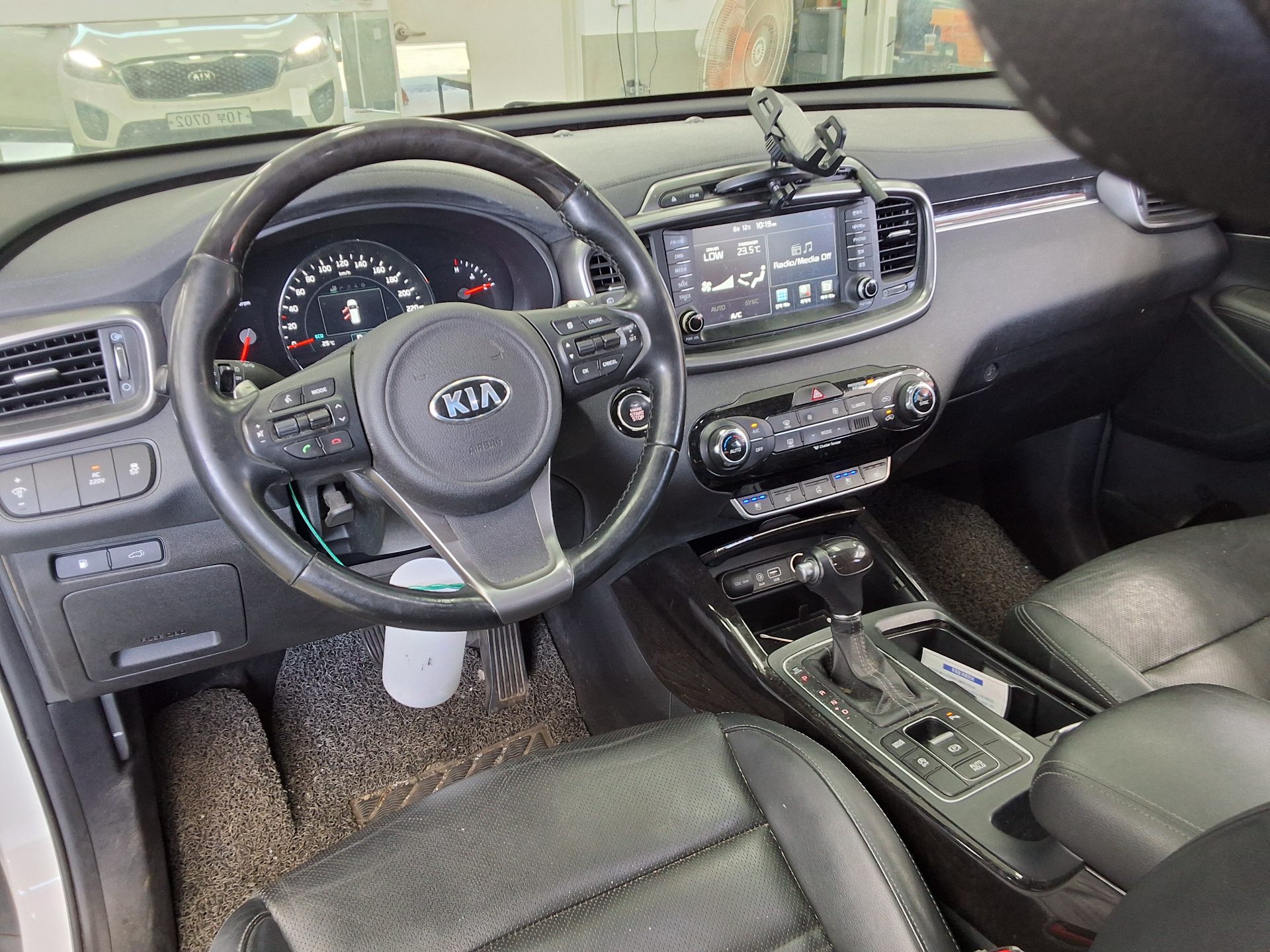 2016 - kia sorento