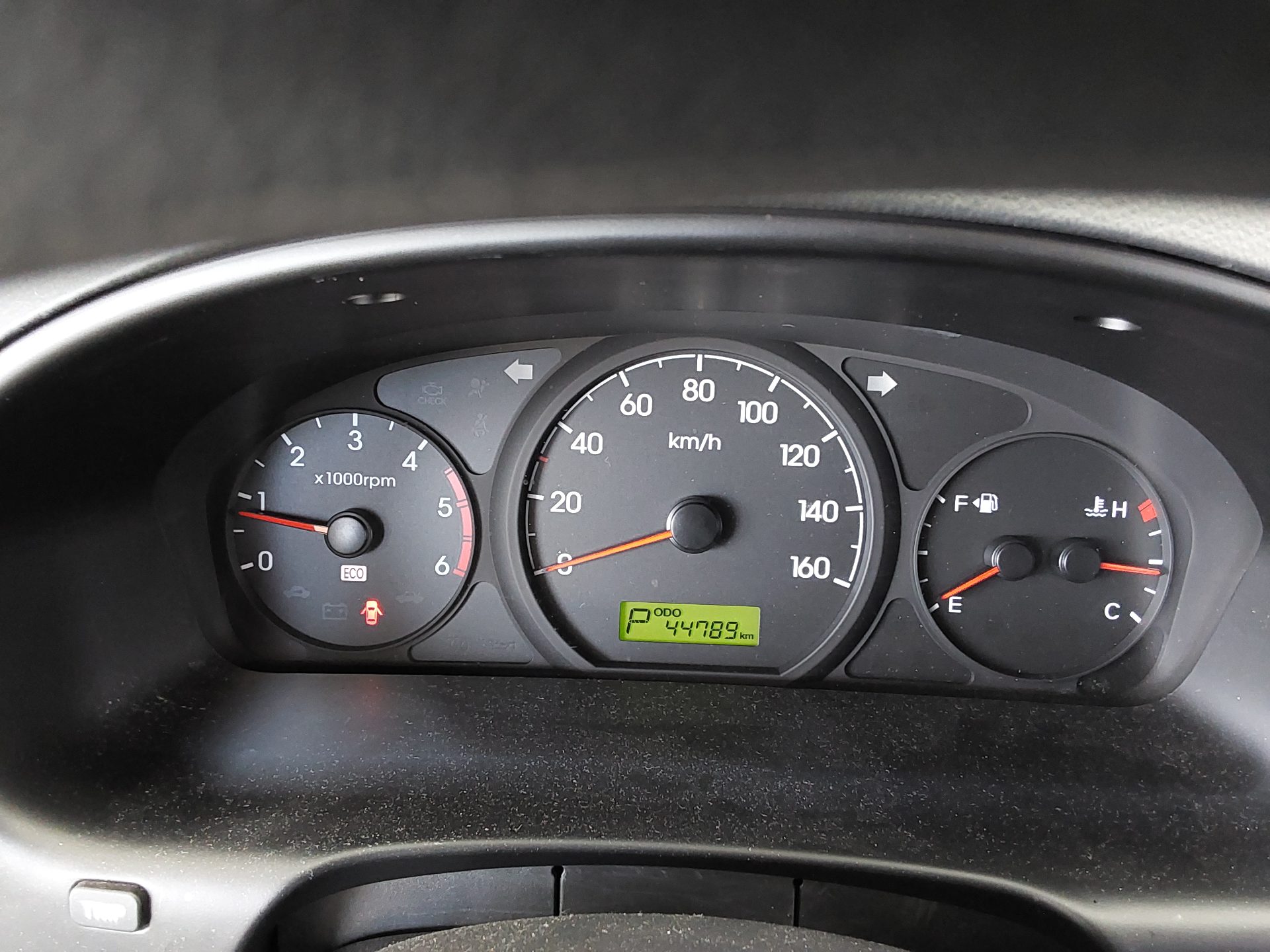 2014 - hyundai grand starex
