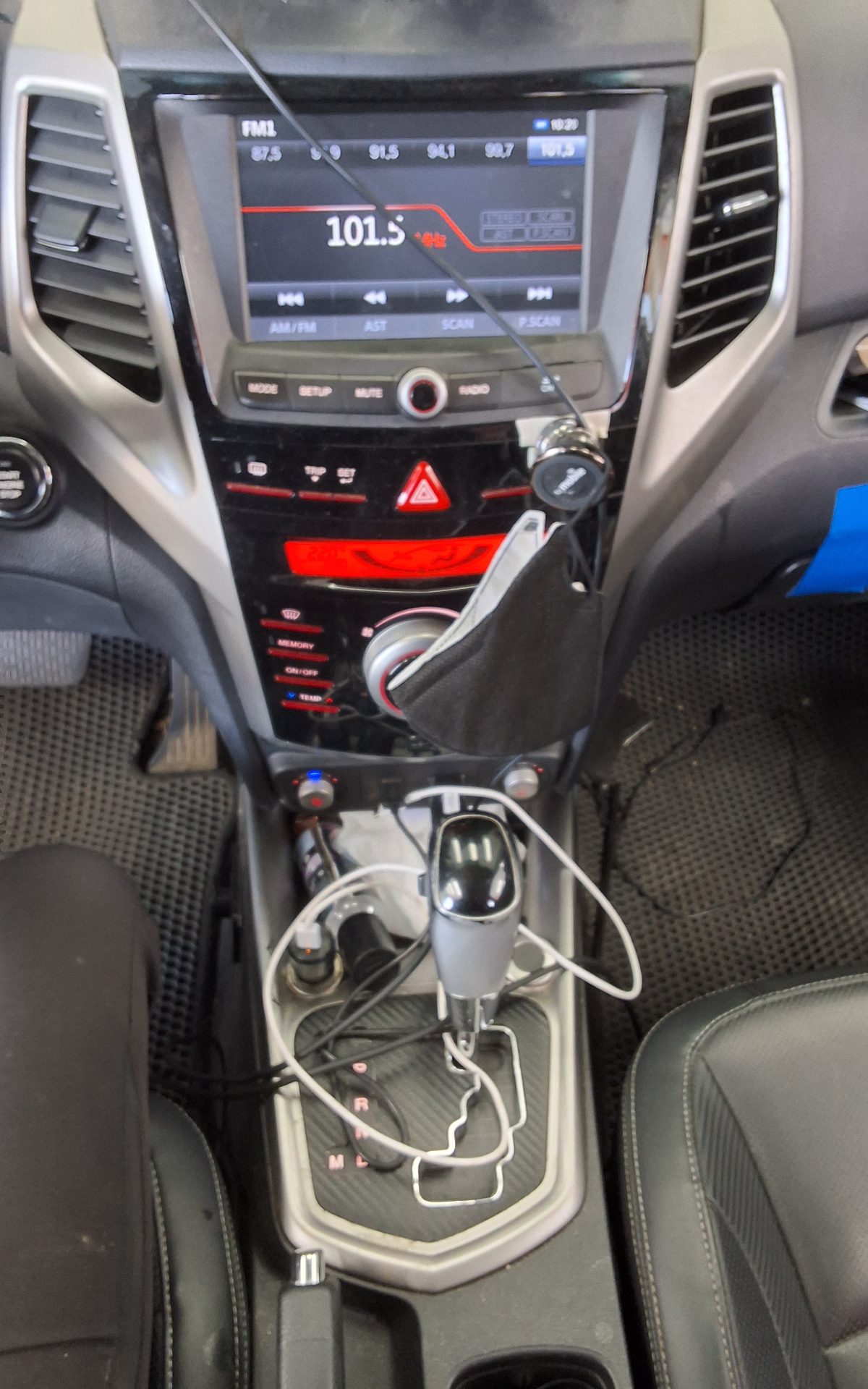 2016 - ssangyong tivoli