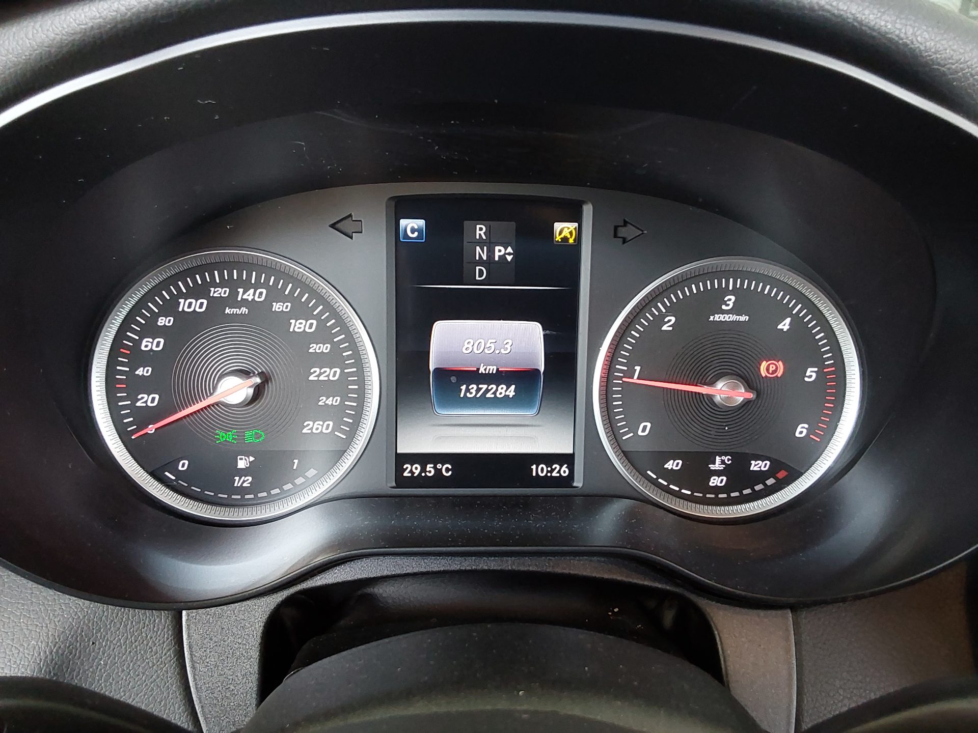 2018 - mercedes-benz c200