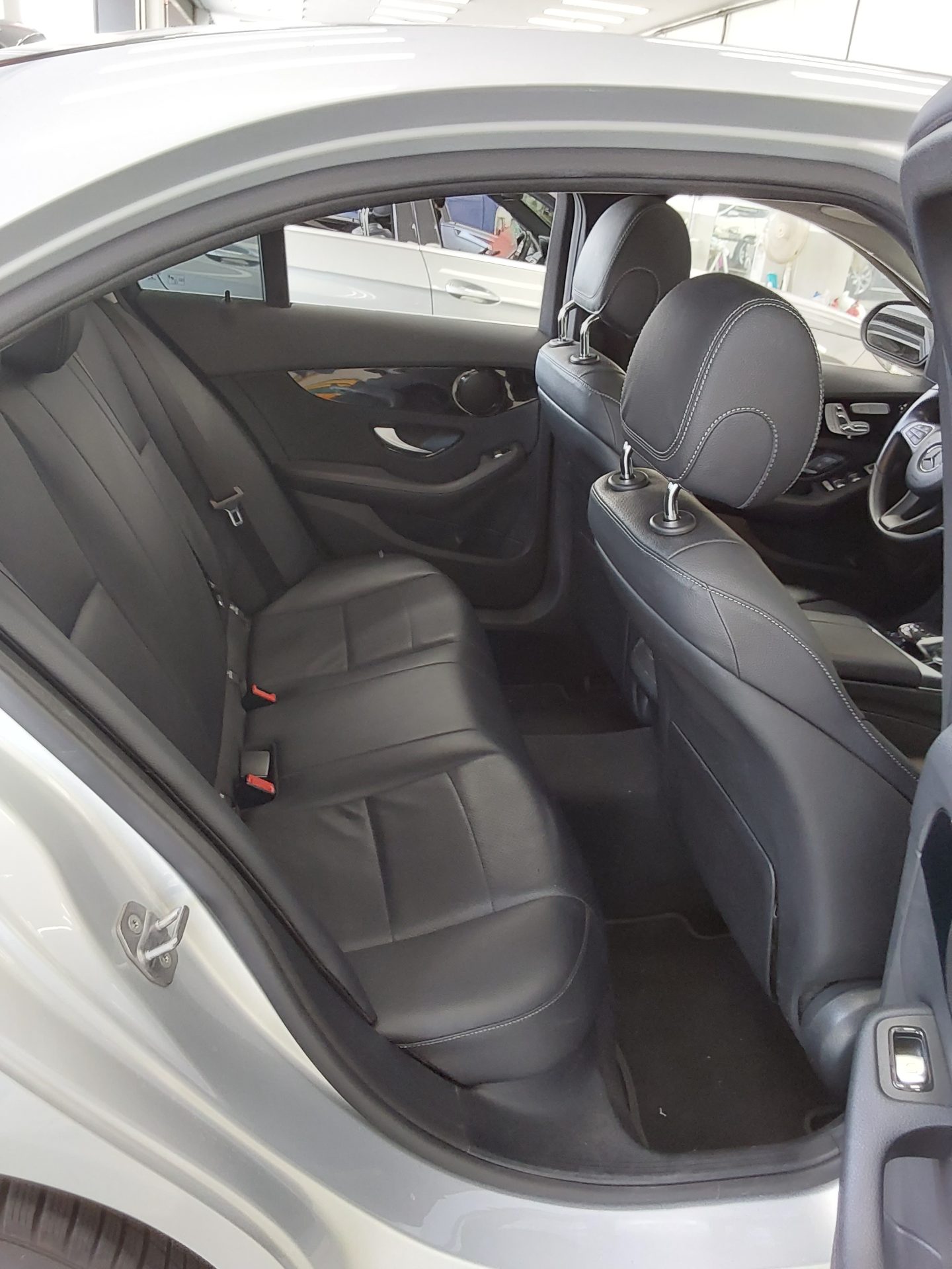 2018 - mercedes-benz c200