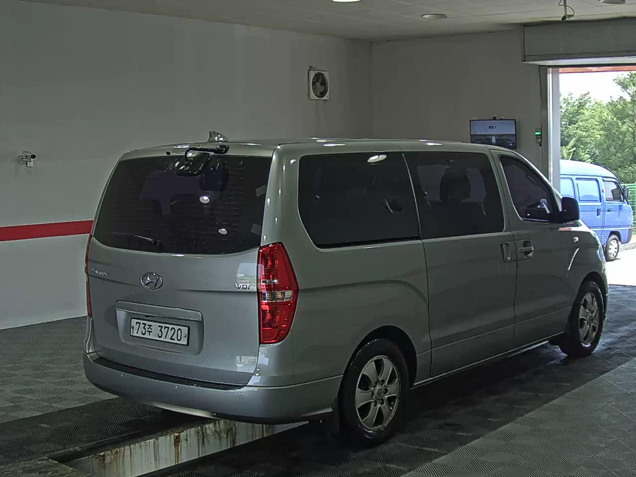 2019 - hyundai grand starex