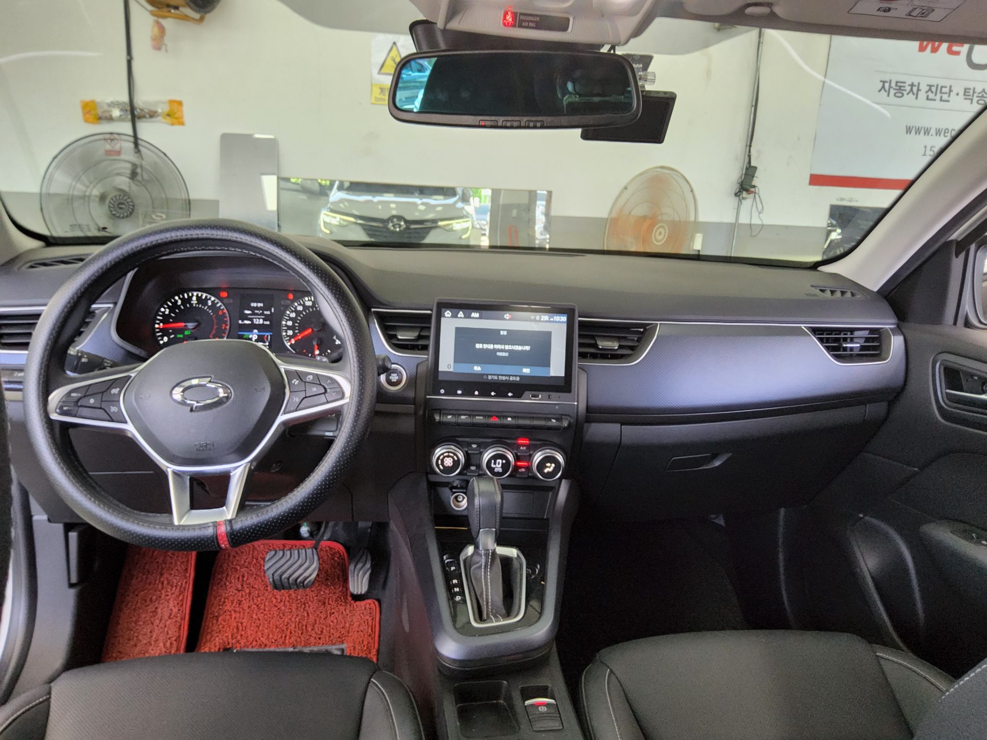 2020 - renault xm3