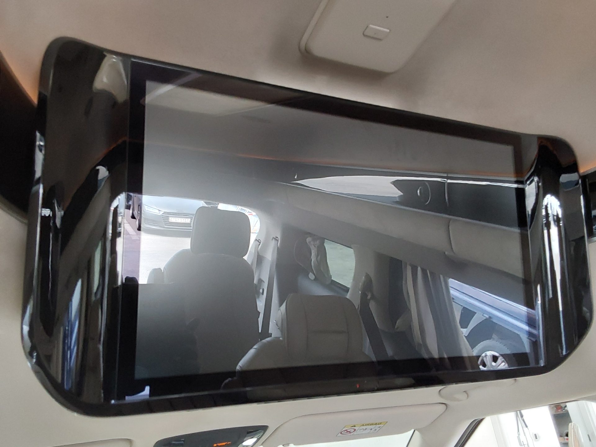 2021 - kia carnival