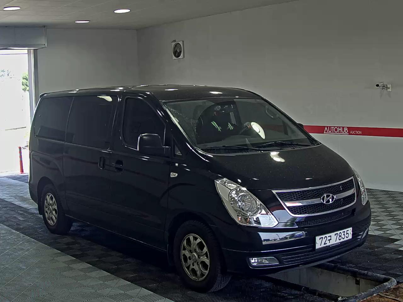 2014 - hyundai grand starex