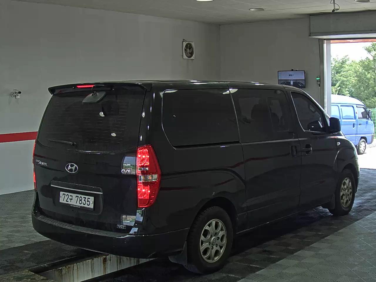 2014 - hyundai grand starex