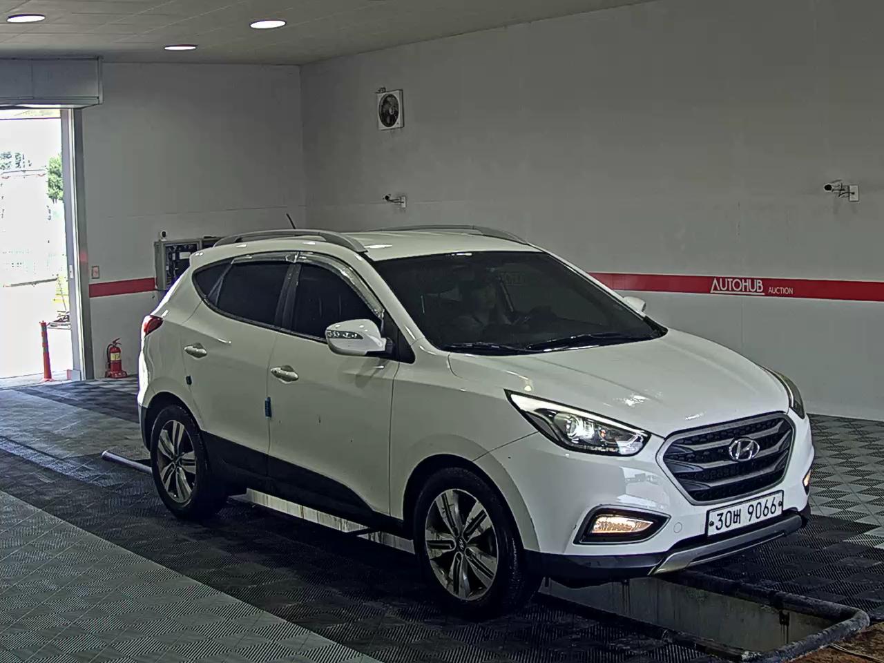 2015 - hyundai tucson