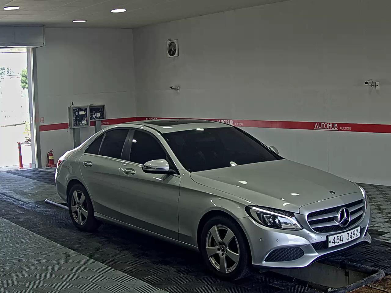 2018 - mercedes-benz c200