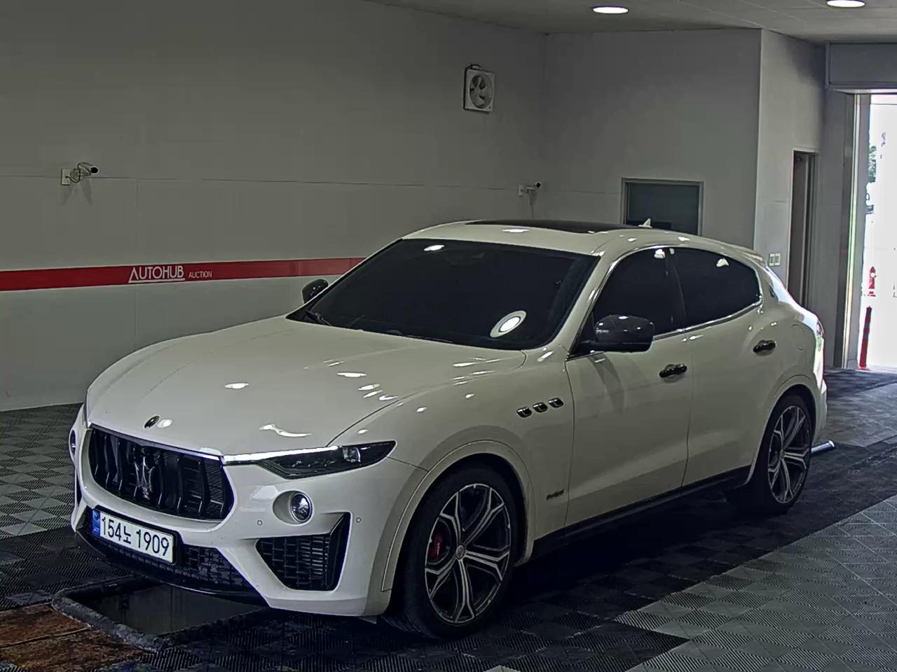 2020 - maserati levante