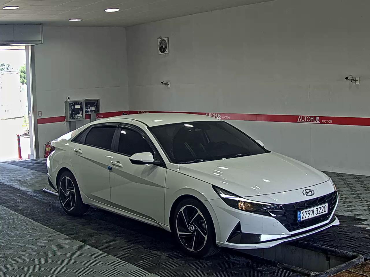 2021 - hyundai avante